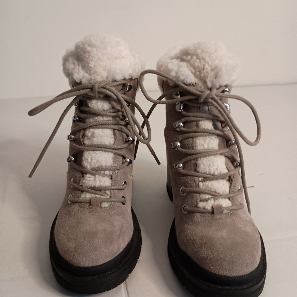 Marc Fisher Vacinta Gray Suede Shearling Heeled Combat Booties Women’s 6.5 - Picture 10 of 11